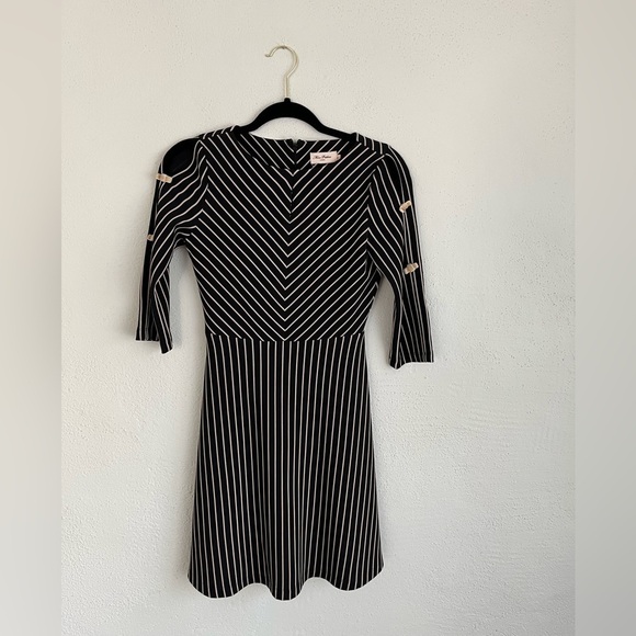 Miss Patina Dresses & Skirts - Miss Patina London Woman Black/ White Stripes Classic A-Line Dress, Small